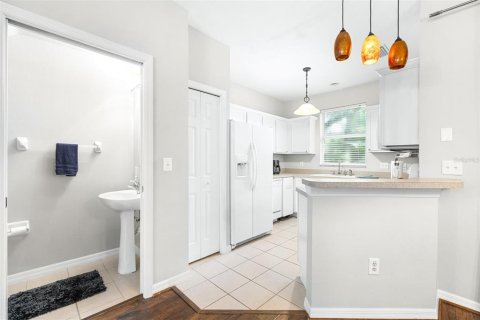 Townhouse in Valrico, Florida 2 bedrooms, 106.09 sq.m. № 1883348 - photo 28