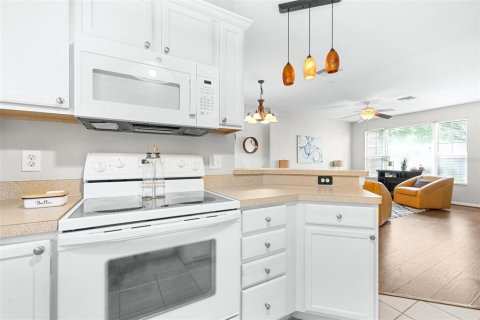 Townhouse in Valrico, Florida 2 bedrooms, 106.09 sq.m. № 1883348 - photo 26