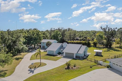 Casa en venta en Venice, Florida, 5 dormitorios, 311.97 m2 № 2424307 - foto 4