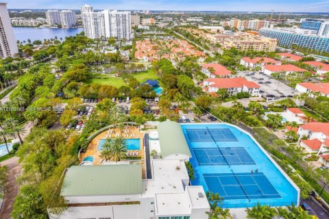 Condo in Aventura, Florida, 2 bedrooms № 2412767 - photo 27