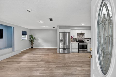 Villa ou maison à vendre à Tampa, Floride: 3 chambres, 136.19 m2 № 2093409 - photo 4
