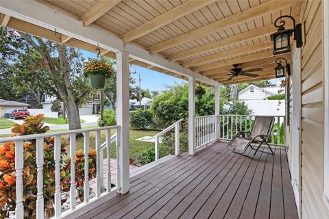 Villa ou maison à vendre à Tampa, Floride: 3 chambres, 136.19 m2 № 2093409 - photo 3