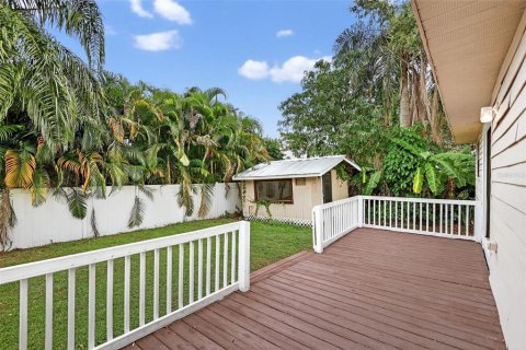 Villa ou maison à vendre à Tampa, Floride: 3 chambres, 136.19 m2 № 2093409 - photo 25