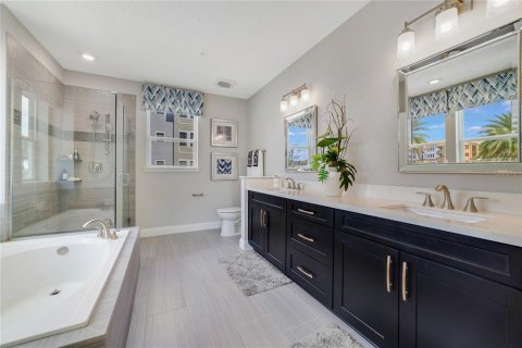 Condominio en venta en Orlando, Florida, 3 dormitorios, 167.69 m2 № 1527713 - foto 8