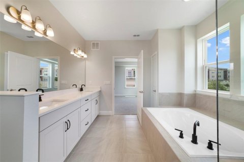 Condominio en venta en Orlando, Florida, 3 dormitorios, 167.69 m2 № 1527713 - foto 23