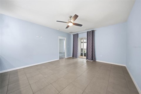 House in Odessa, Florida 3 bedrooms, 140.84 sq.m. № 2408756 - photo 6