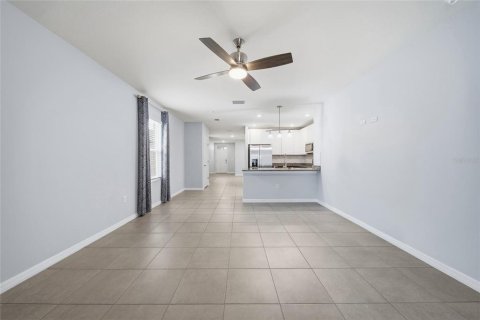 House in Odessa, Florida 3 bedrooms, 140.84 sq.m. № 2408756 - photo 5