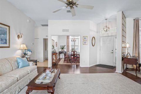 House in Summerfield, Florida 3 bedrooms, 149.85 sq.m. № 2215150 - photo 14