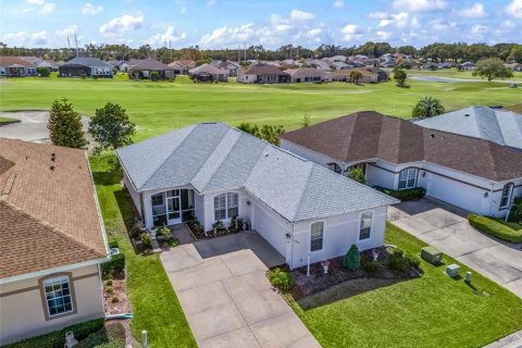House in Summerfield, Florida 3 bedrooms, 149.85 sq.m. № 2215150 - photo 2