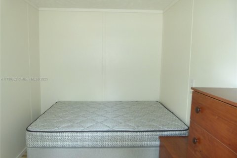 Casa en venta en Okeechobee, Florida, 3 dormitorios, 78.04 m2 № 1693189 - foto 21