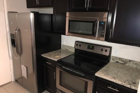 Condo in Orlando, Florida, 1 bedroom  № 1894440 - photo 13