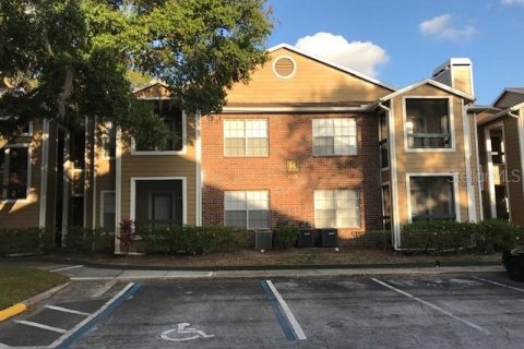 Condo in Orlando, Florida, 1 bedroom  № 1894440 - photo 1