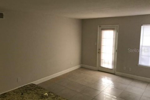 Condo in Orlando, Florida, 1 bedroom  № 1894440 - photo 8