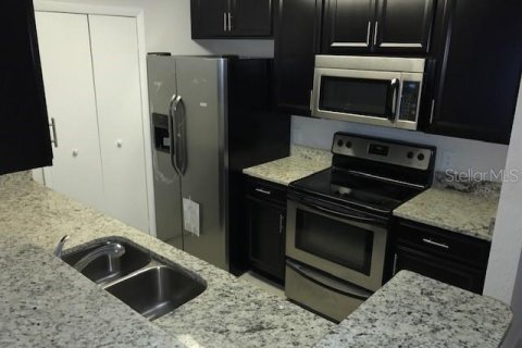 Condo in Orlando, Florida, 1 bedroom  № 1894440 - photo 11
