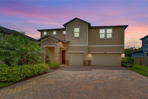 Casa en venta en Wesley Chapel, Florida, 5 dormitorios, 308.99 m2 № 1819053 - foto 1