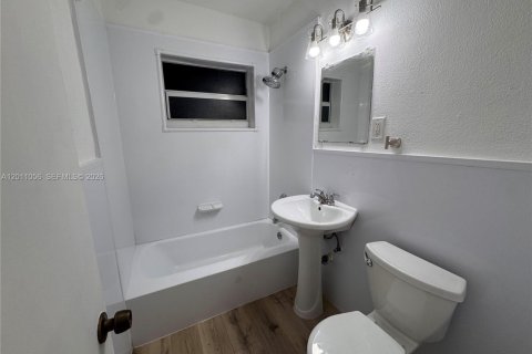 Appartement à louer à North Miami Beach, Floride: 2 chambres № 2076668 - photo 8