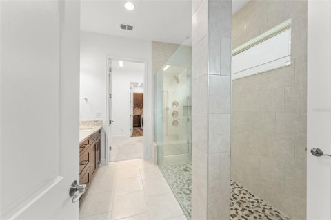 Casa en venta en Orlando, Florida, 4 dormitorios, 295.43 m2 № 1778241 - foto 22