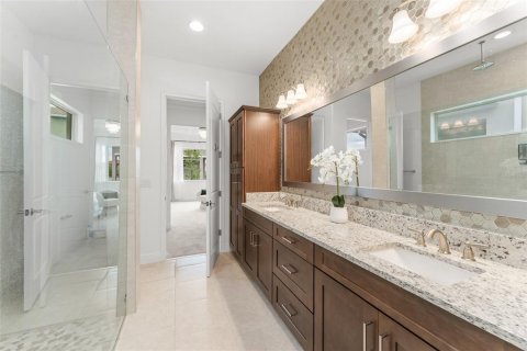 Casa en venta en Orlando, Florida, 4 dormitorios, 295.43 m2 № 1778241 - foto 20