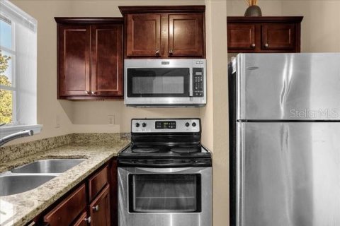 Copropriété à vendre à Lake Mary, Floride: 2 chambres, 109.81 m2 № 2093427 - photo 11