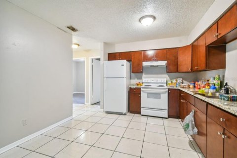 Купить коммерческую недвижимость в Тампа, Флорида 6 спален, 159.33м2, № 1789533 - фото 7