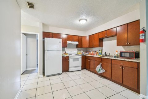 Купить коммерческую недвижимость в Тампа, Флорида 6 спален, 159.33м2, № 1789533 - фото 8