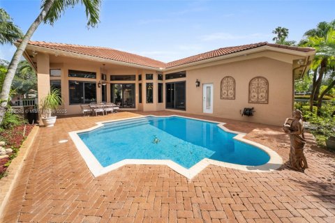 House in Miramar, Florida 5 bedrooms, 239.32 sq.m. № 1945428 - photo 22