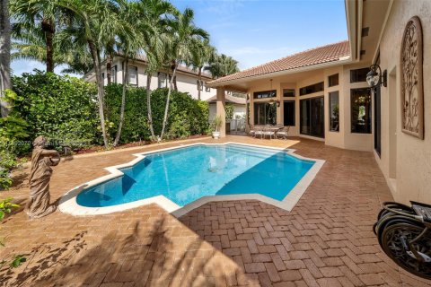 House in Miramar, Florida 5 bedrooms, 239.32 sq.m. № 1945428 - photo 25
