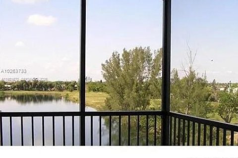 Condo in Miami, Florida, 2 bedrooms  № 1996623