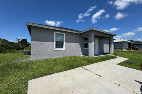 Casa en alquiler en LaBelle, Florida, 4 dormitorios, 139.35 m2 № 1908881 - foto 2