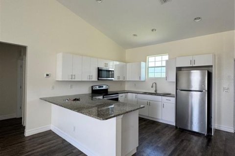 Casa en alquiler en LaBelle, Florida, 4 dormitorios, 139.35 m2 № 1908881 - foto 3