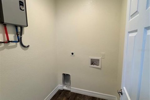 Casa en alquiler en LaBelle, Florida, 4 dormitorios, 139.35 m2 № 1908881 - foto 11