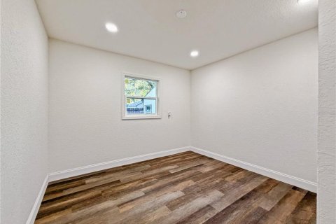 Casa en venta en Clermont, Florida, 5 dormitorios, 137.87 m2 № 2237474 - foto 13