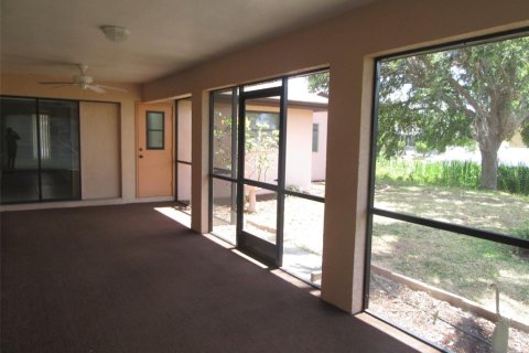 Casa en alquiler en North Port, Florida, 3 dormitorios, 168.06 m2 № 1744749 - foto 23