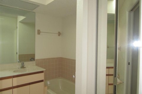 Casa en alquiler en North Port, Florida, 3 dormitorios, 168.06 m2 № 1744749 - foto 10