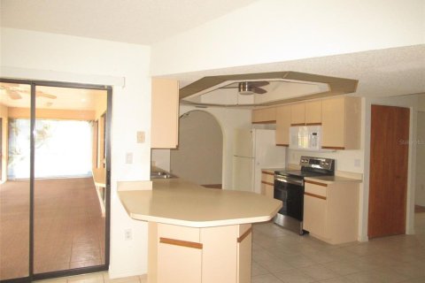 Casa en alquiler en North Port, Florida, 3 dormitorios, 168.06 m2 № 1744749 - foto 4