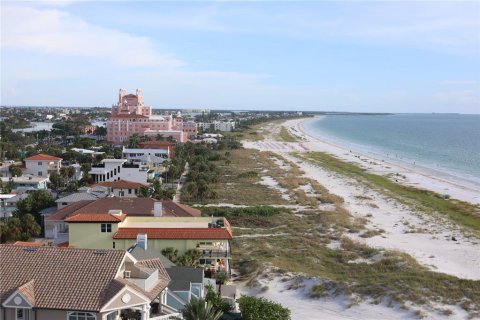 Condo à Saint Pete Beach, Floride, 2 chambres  № 2364622
