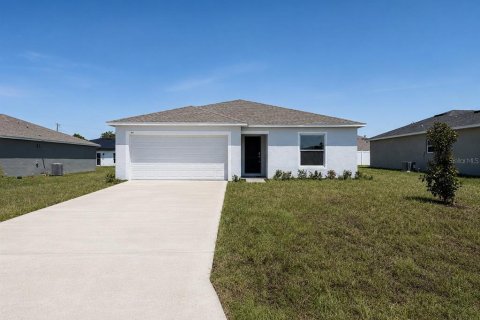 Casa en Poinciana, Florida 3 dormitorios, 134.06 m2 № 2102018