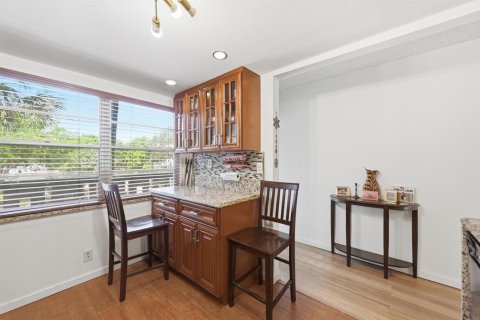 Condominio en venta en Coconut Creek, Florida, 2 dormitorios, 107.4 m2 № 2261814 - foto 4