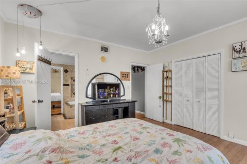 Villa ou maison à vendre à Coral Gables, Floride: 3 chambres, 214.33 m2 № 2011888 - photo 24