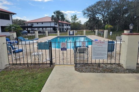 Condo in Lake Wales, Florida, 2 bedrooms  № 2229448 - photo 18