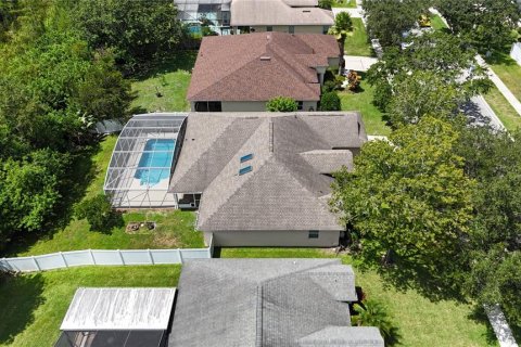 House in Orlando, Florida 4 bedrooms, 204.2 sq.m. № 1884078 - photo 8