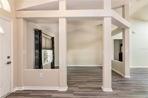House in Orlando, Florida 4 bedrooms, 204.2 sq.m. № 1884078 - photo 13
