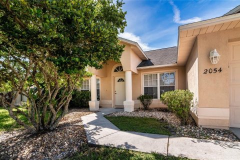 House in Orlando, Florida 4 bedrooms, 204.2 sq.m. № 1884078 - photo 3