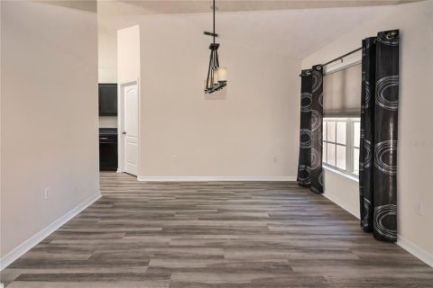 House in Orlando, Florida 4 bedrooms, 204.2 sq.m. № 1884078 - photo 12