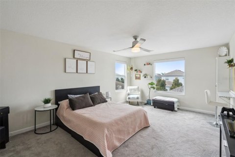 House in Winter Garden, Florida 3 bedrooms, 202.06 sq.m. № 2396331 - photo 19