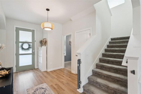 House in Winter Garden, Florida 3 bedrooms, 202.06 sq.m. № 2396331 - photo 6