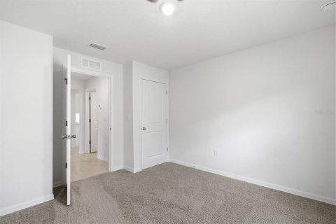 Villa ou maison à louer à Spring Hill, Floride: 4 chambres, 168.34 m2 № 2115887 - photo 18