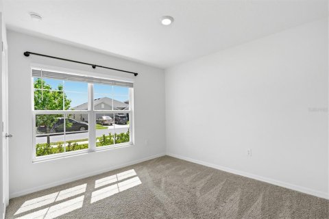 Villa ou maison à louer à Spring Hill, Floride: 4 chambres, 168.34 m2 № 2115887 - photo 11