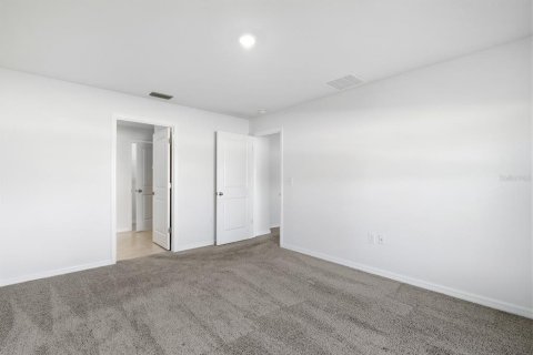 Villa ou maison à louer à Spring Hill, Floride: 4 chambres, 168.34 m2 № 2115887 - photo 30