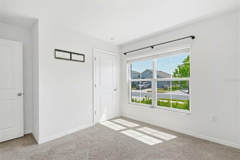 Villa ou maison à louer à Spring Hill, Floride: 4 chambres, 168.34 m2 № 2115887 - photo 12